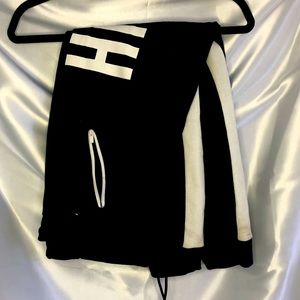 ✨Tommy Hilfiger Sweatpants❤️🤍💙!!